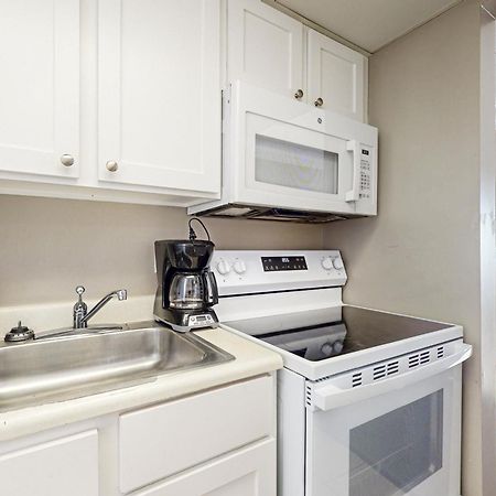 Camelot By The Sea - Oceana Resorts Vacation Rentals Myrtle Beach Exterior photo