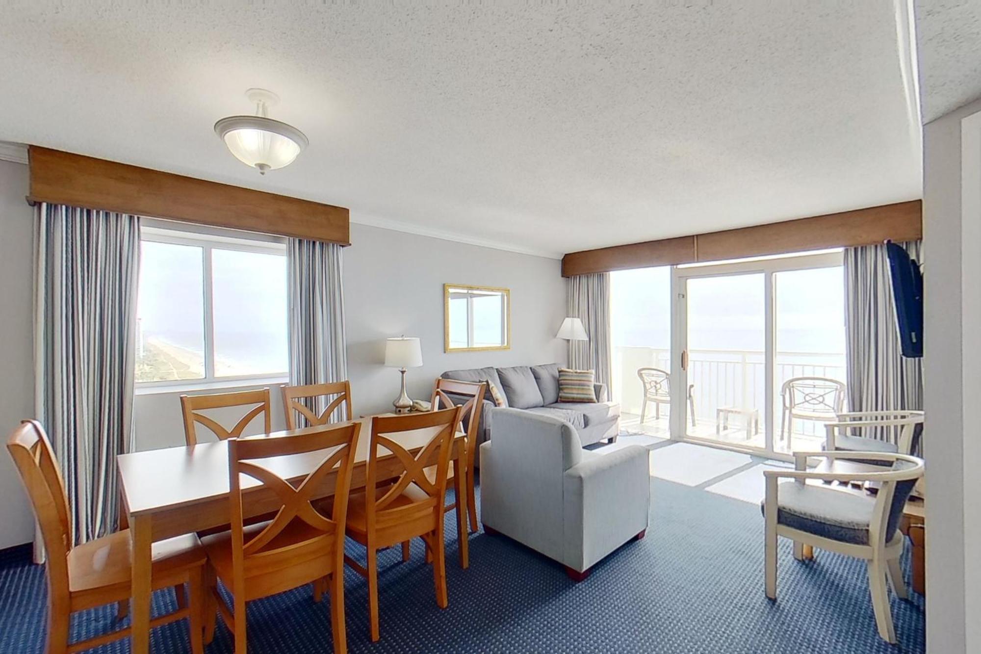 Camelot By The Sea - Oceana Resorts Vacation Rentals Myrtle Beach Room photo