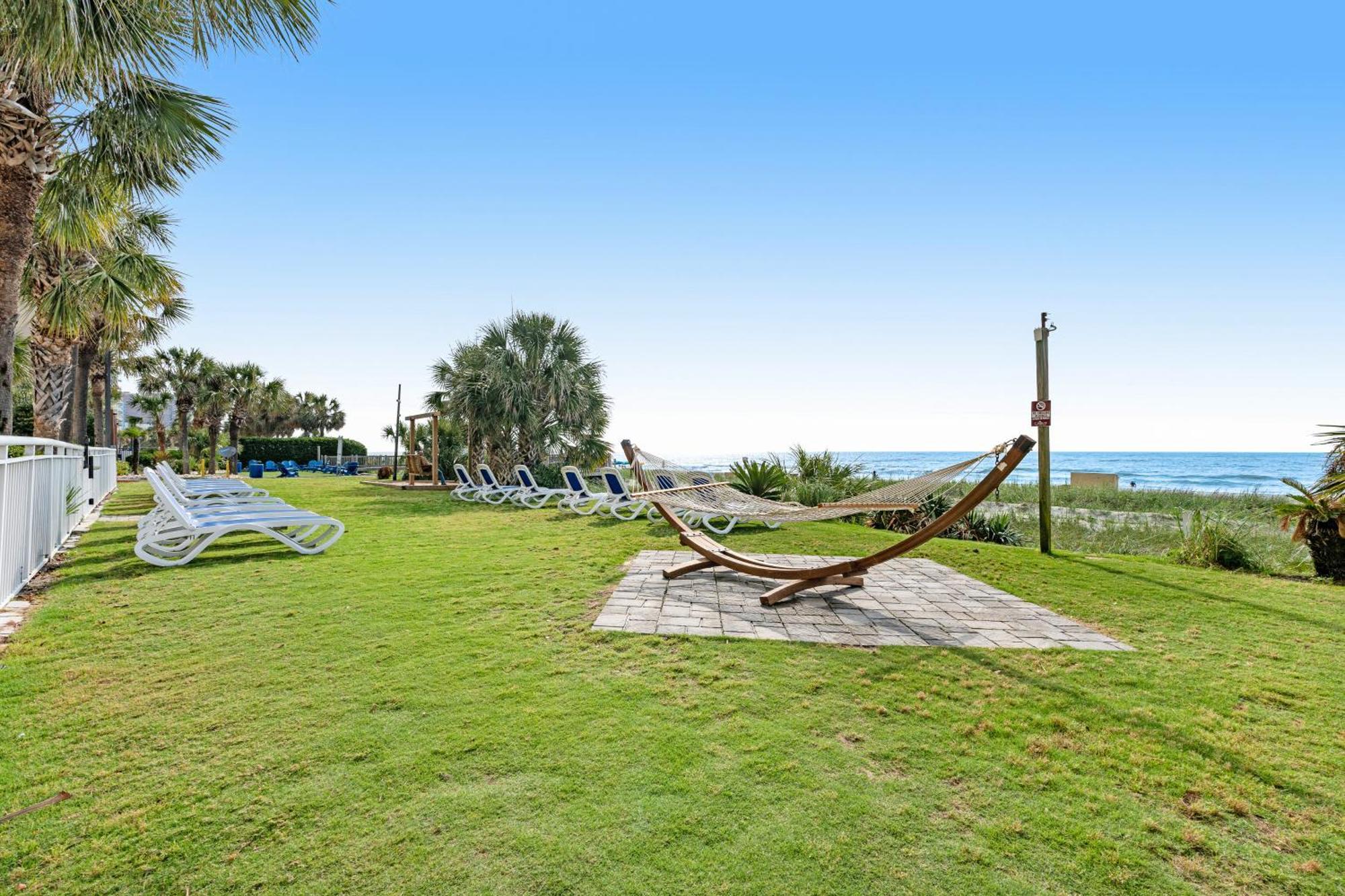 Camelot By The Sea - Oceana Resorts Vacation Rentals Myrtle Beach Room photo
