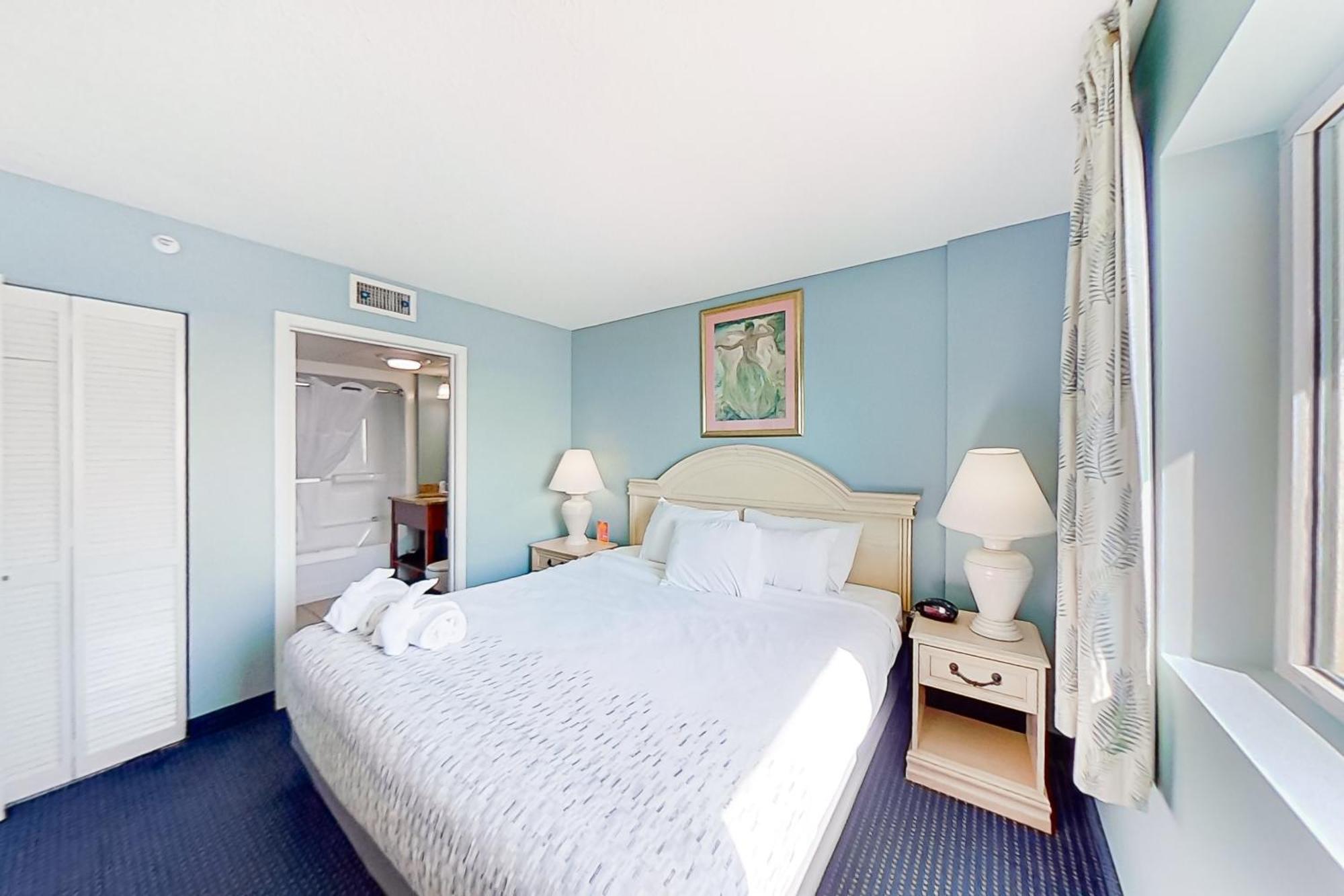 Camelot By The Sea - Oceana Resorts Vacation Rentals Myrtle Beach Room photo